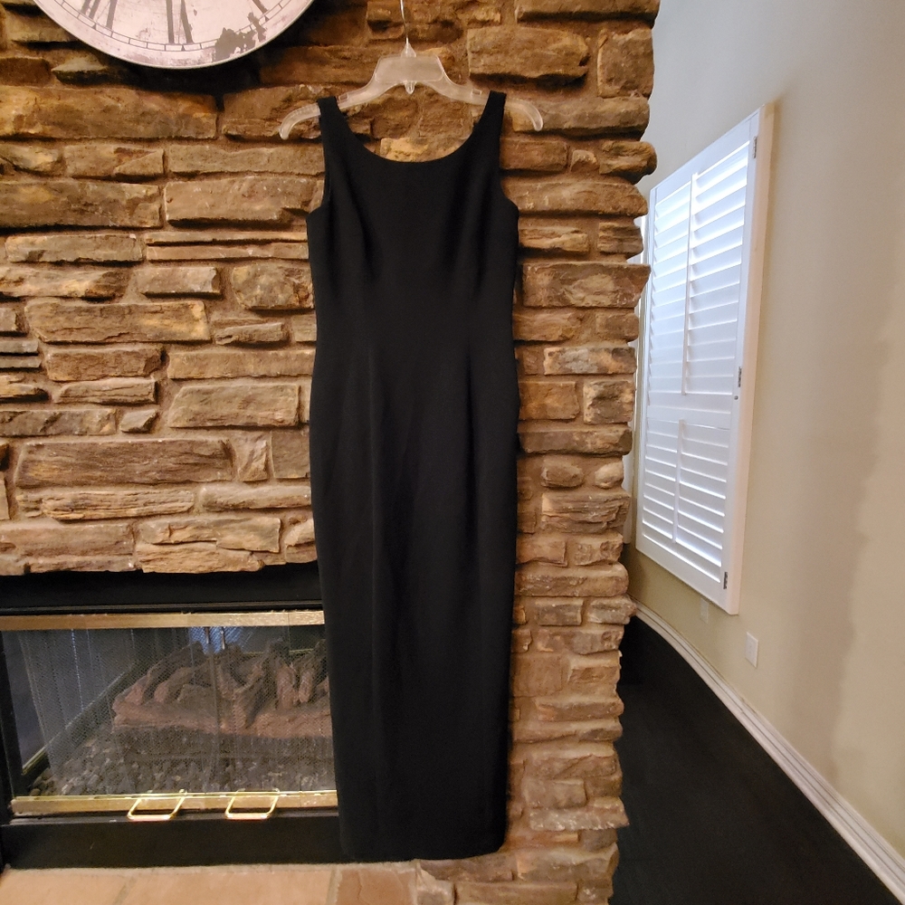 Tahari Evening Gown PROM WEDDING  VERY ELEGANT